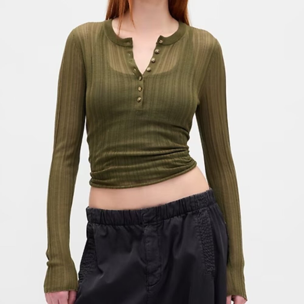 Gap Sheer Rib Henley Sweater in Olive (Size S) - NEW with tags
